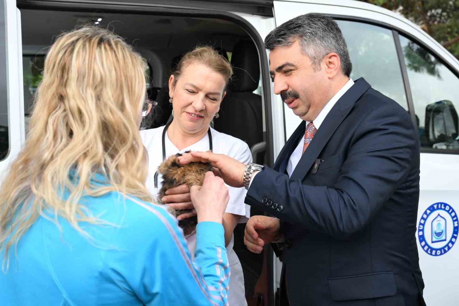 Yıldırım&rsquo;da patili canlara mobil hizmet
