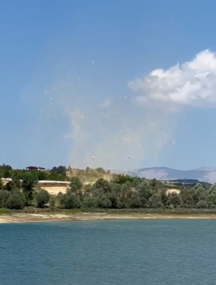 Kastamonu’da baraj kenarında hortum çıktı