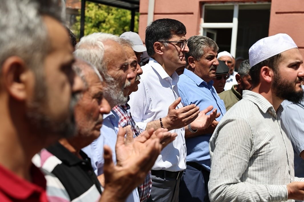 K&uuml;tahya&rsquo;da yağmur duası
