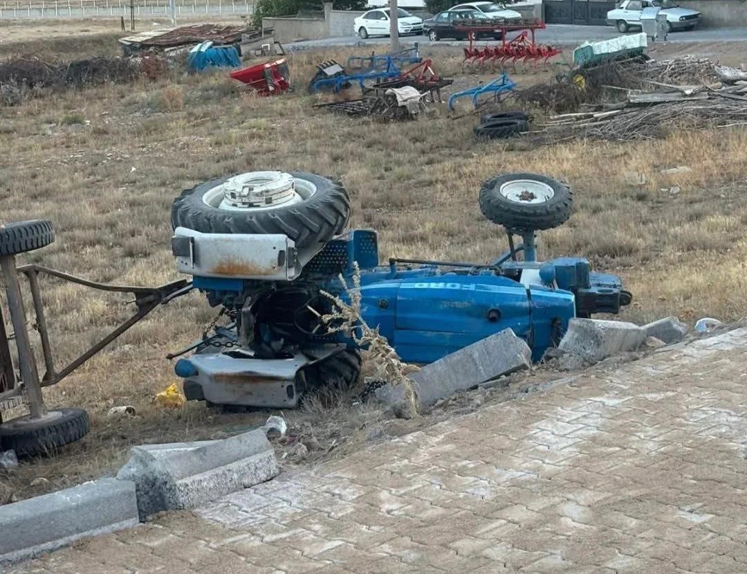 Şefaatli’de traktör kazasında karı koca hayatını kaybetti