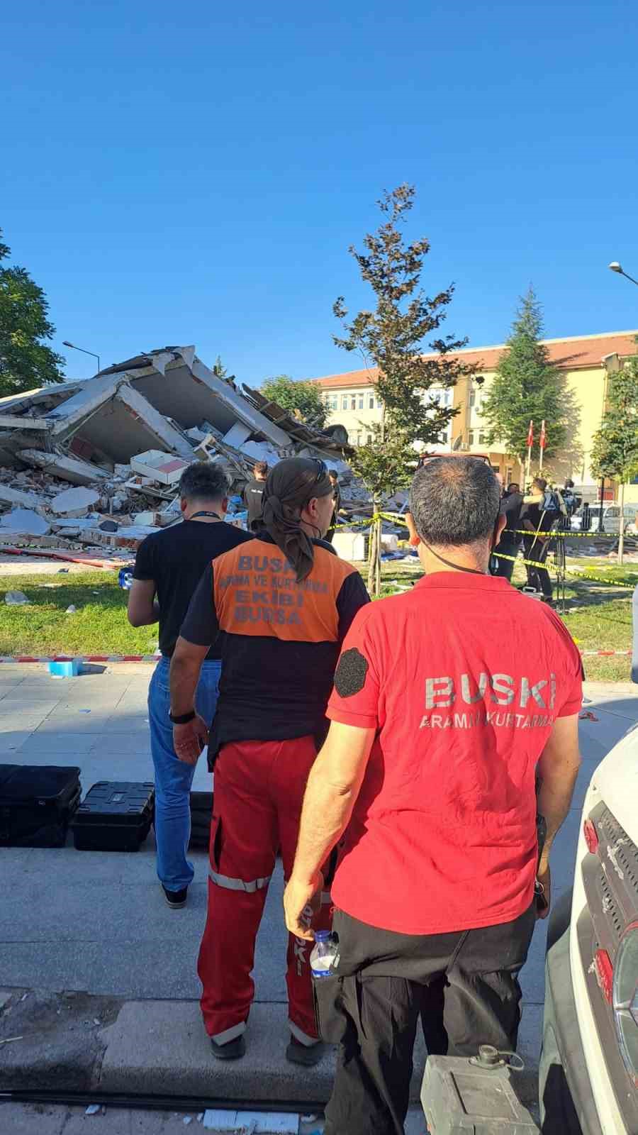Balıkesir’de depremin yaralarını birlikte sardık