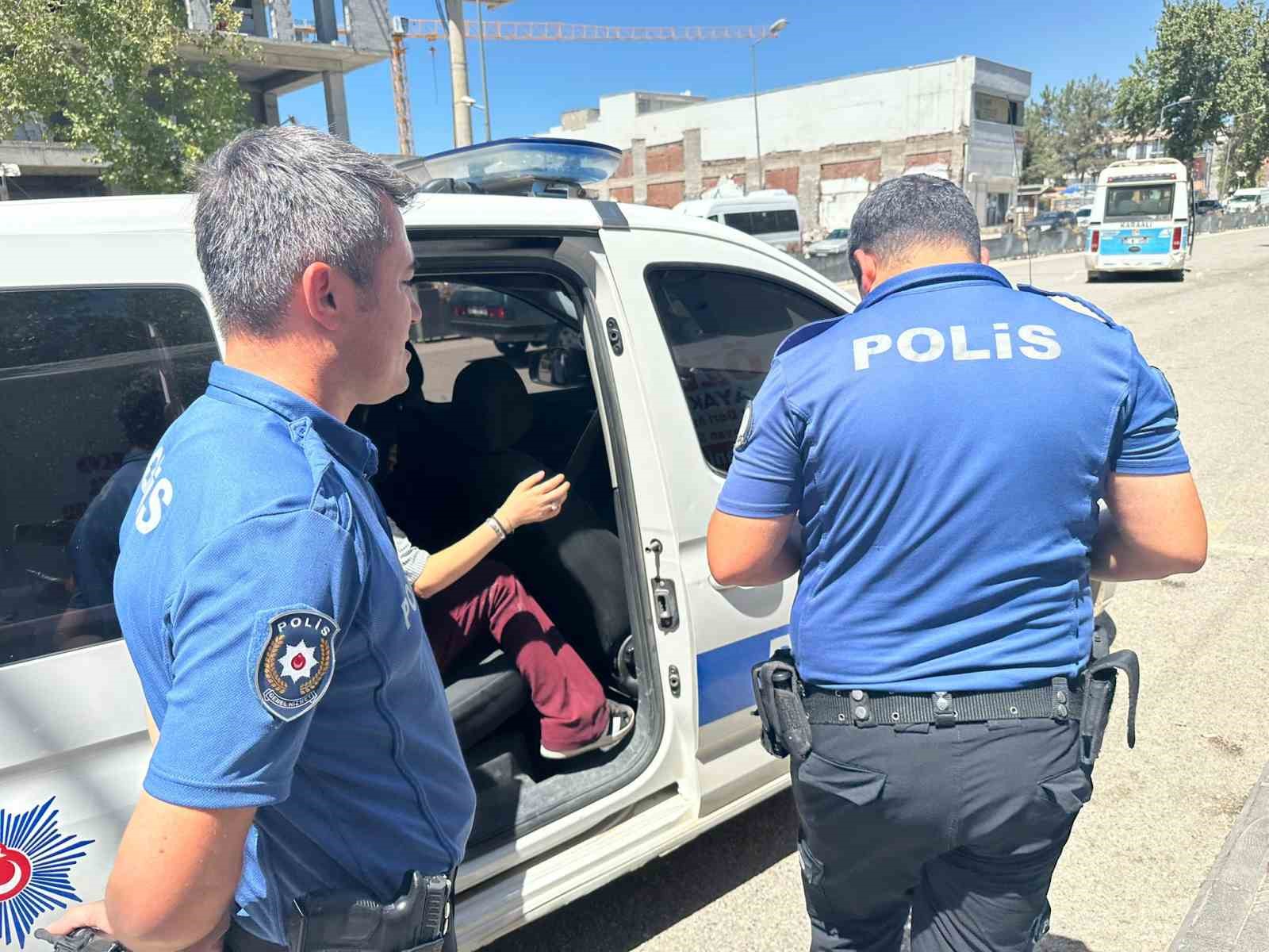 Kız arkadaşının şiddetine maruz kaldı