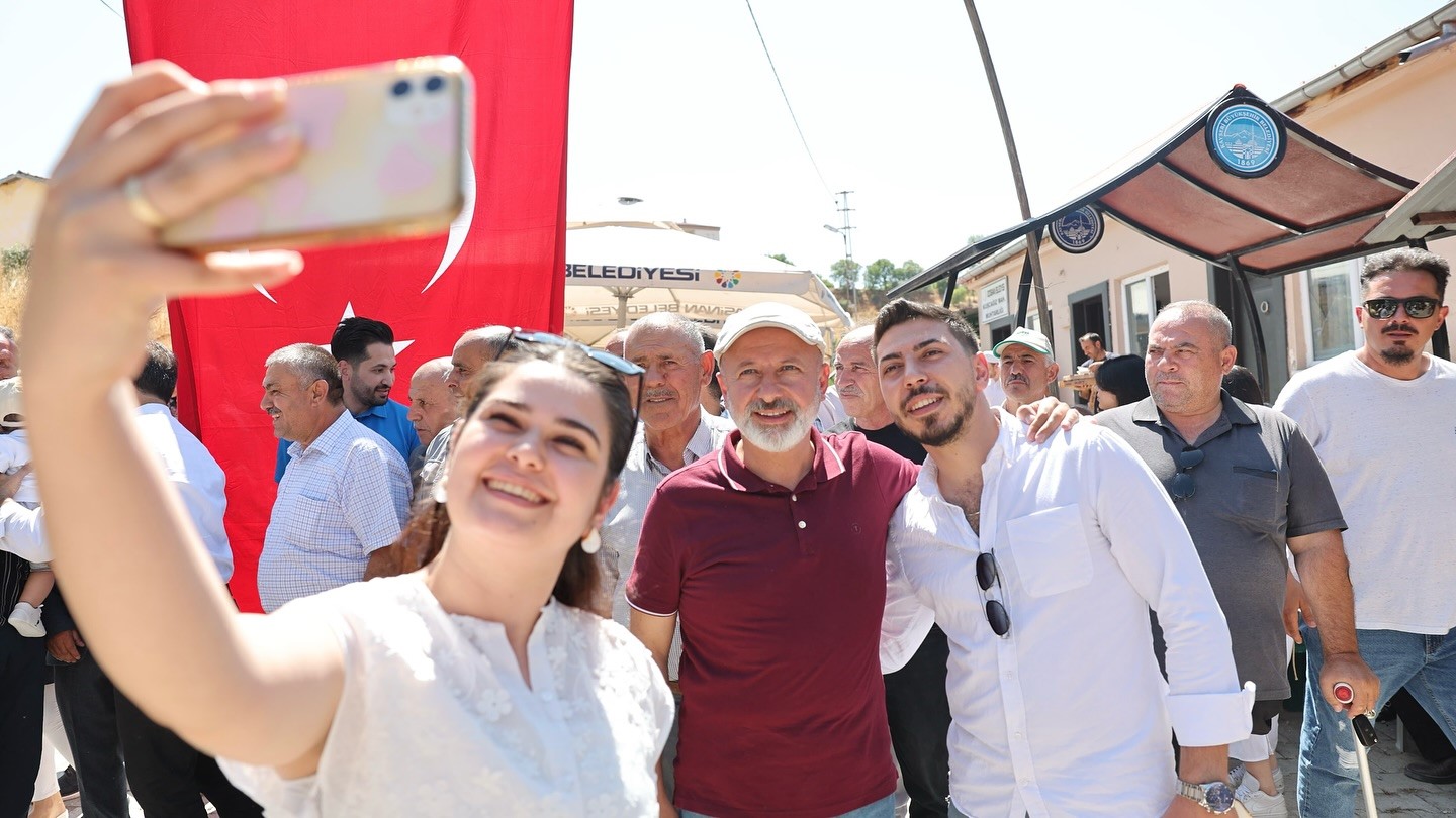 Başkan Çolakbayrakdar: "Birlik ve beraberliğimiz daim olsun"