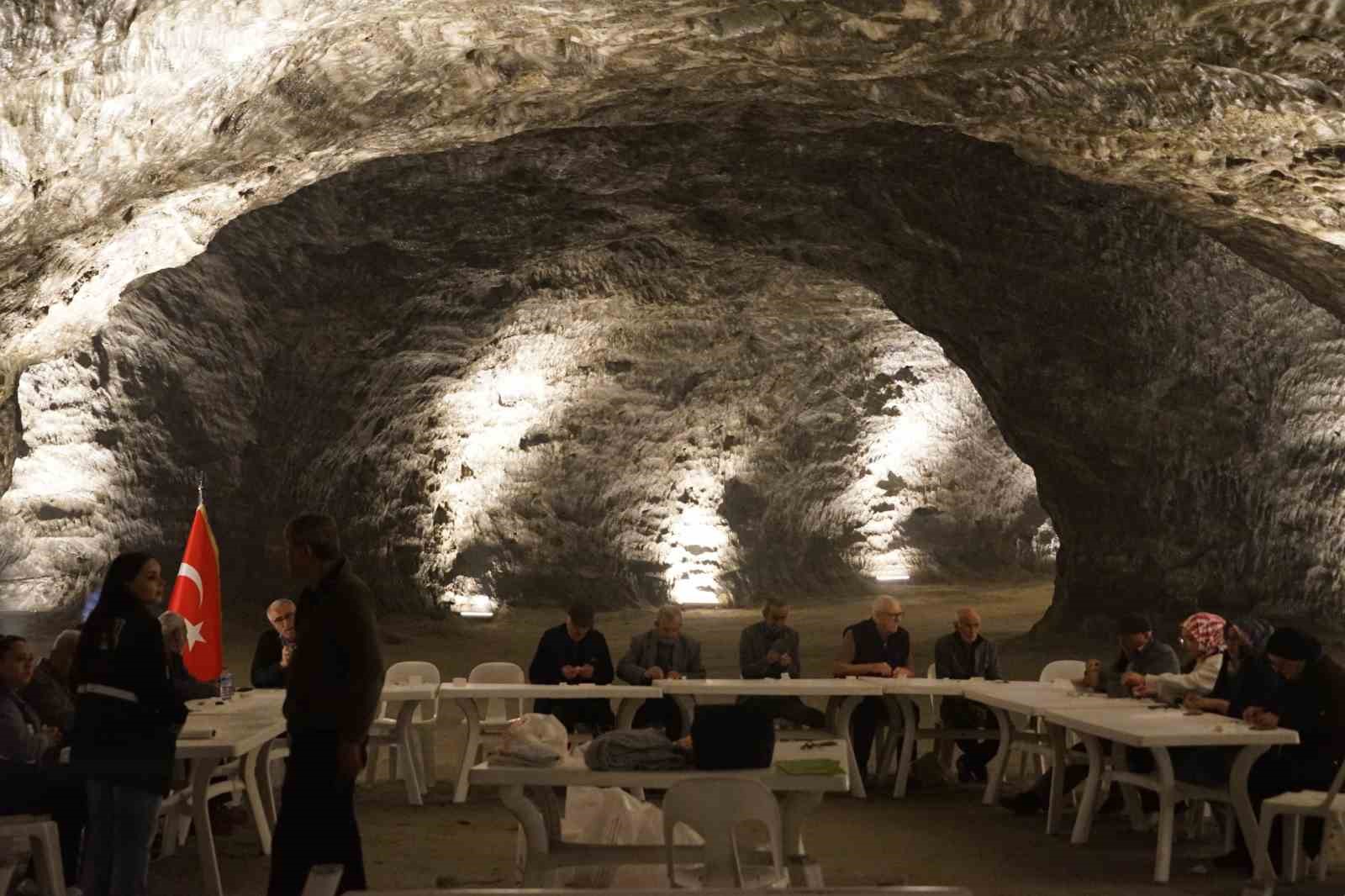 KOAH ve astım hastaları Çankırı tuzuyla şifa buluyor