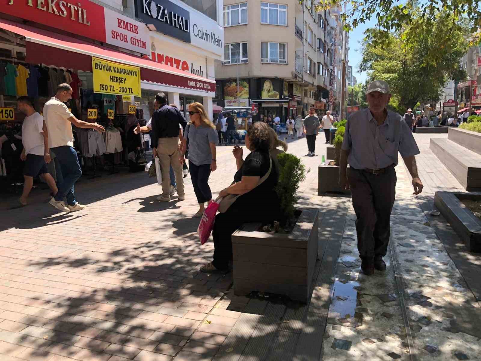 Sıcak hava &ccedil;arşı yoğunluğunu azaltmadı
