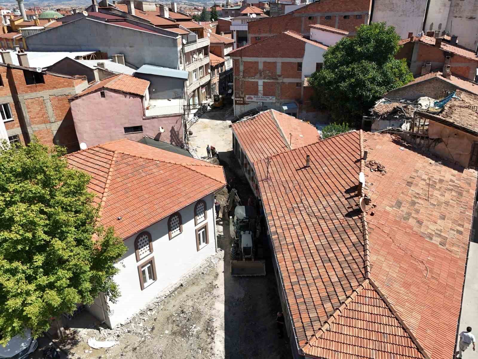 Çorum’un tarihi sokağında çehre değişiyor