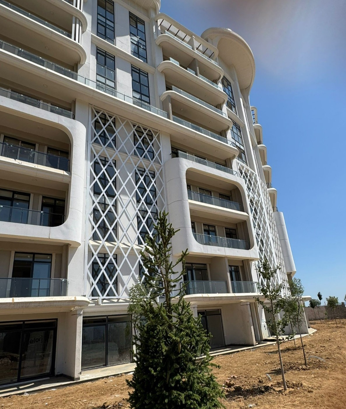 Zeray Dora Hill&rsquo;de teslim heyecanı başlıyor
