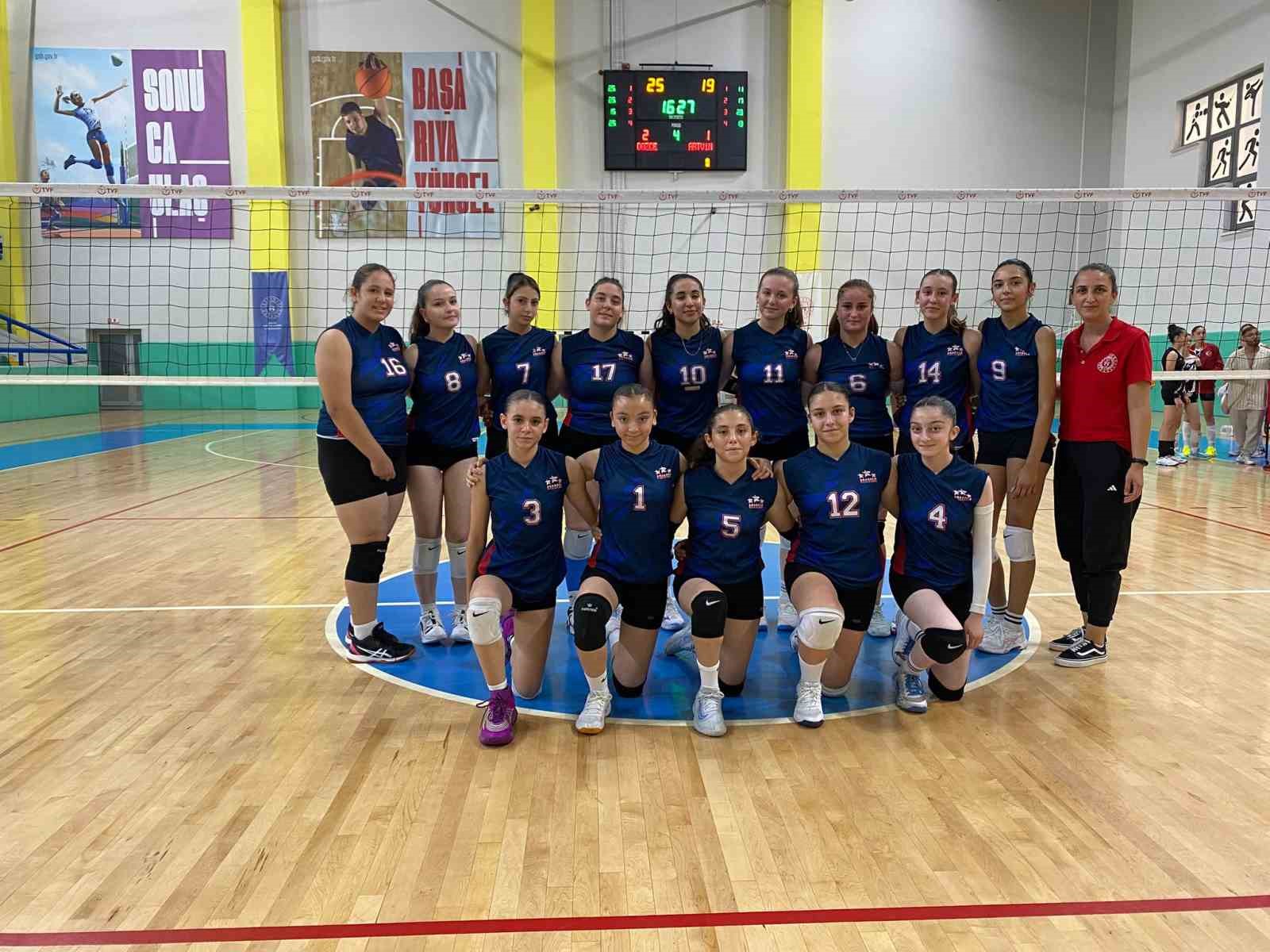 Düzce kız voleybol takımı Türkiye Finalleri’nde