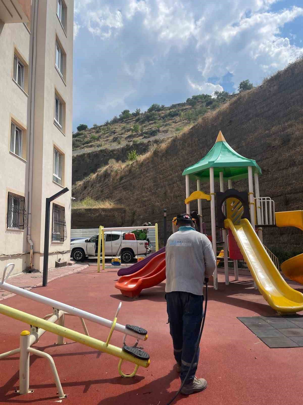 Hacılar&rsquo;da haşereye karşı etkin m&uuml;cadele
