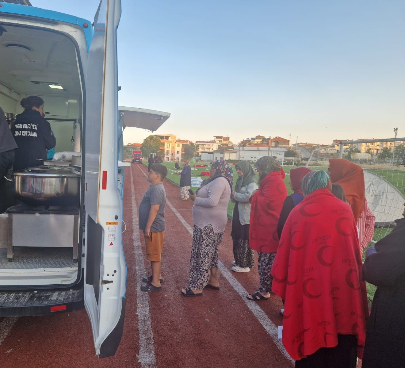 Kartal Belediyesi’nden Balıkesir’deki çalışmalara destek