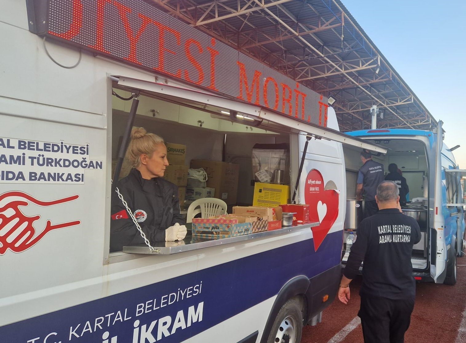 Kartal Belediyesi&rsquo;nden Balıkesir&rsquo;deki &ccedil;alışmalara destek
