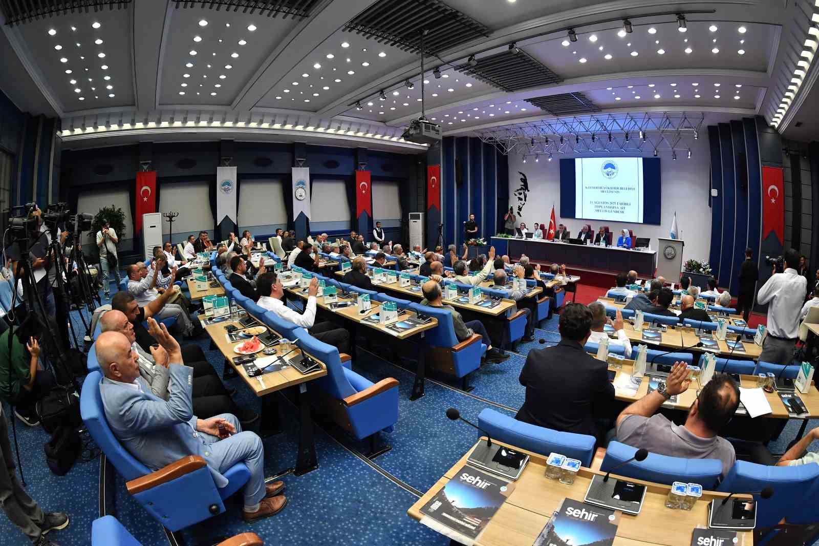 Büyükşehir Meclisi’nde 104 madde karara bağlandı