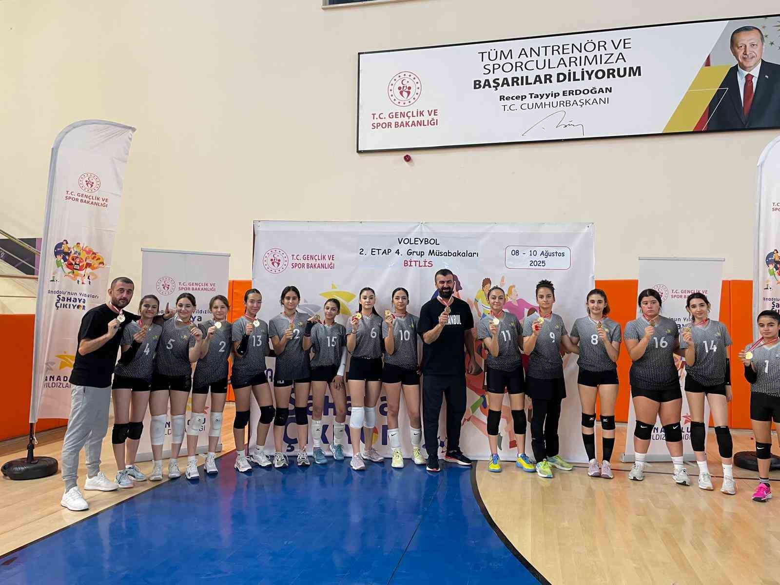 Malatya kadın voleybol takımı Türkiye finallerinde