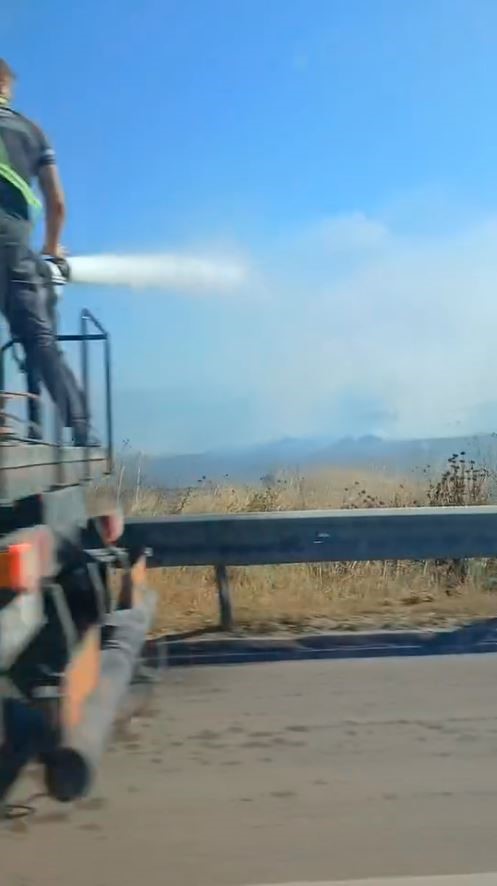 Bursa-İzmir-İstanbul otoyolunda yangın
