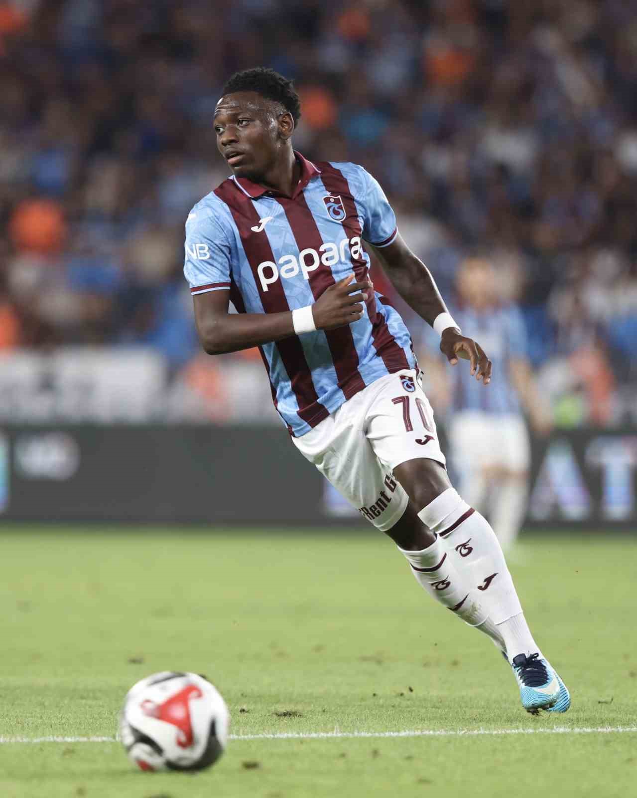 Trendyol Süper Lig: Trabzonspor: 0 - Kocaelispor: 0 (İlk yarı)
