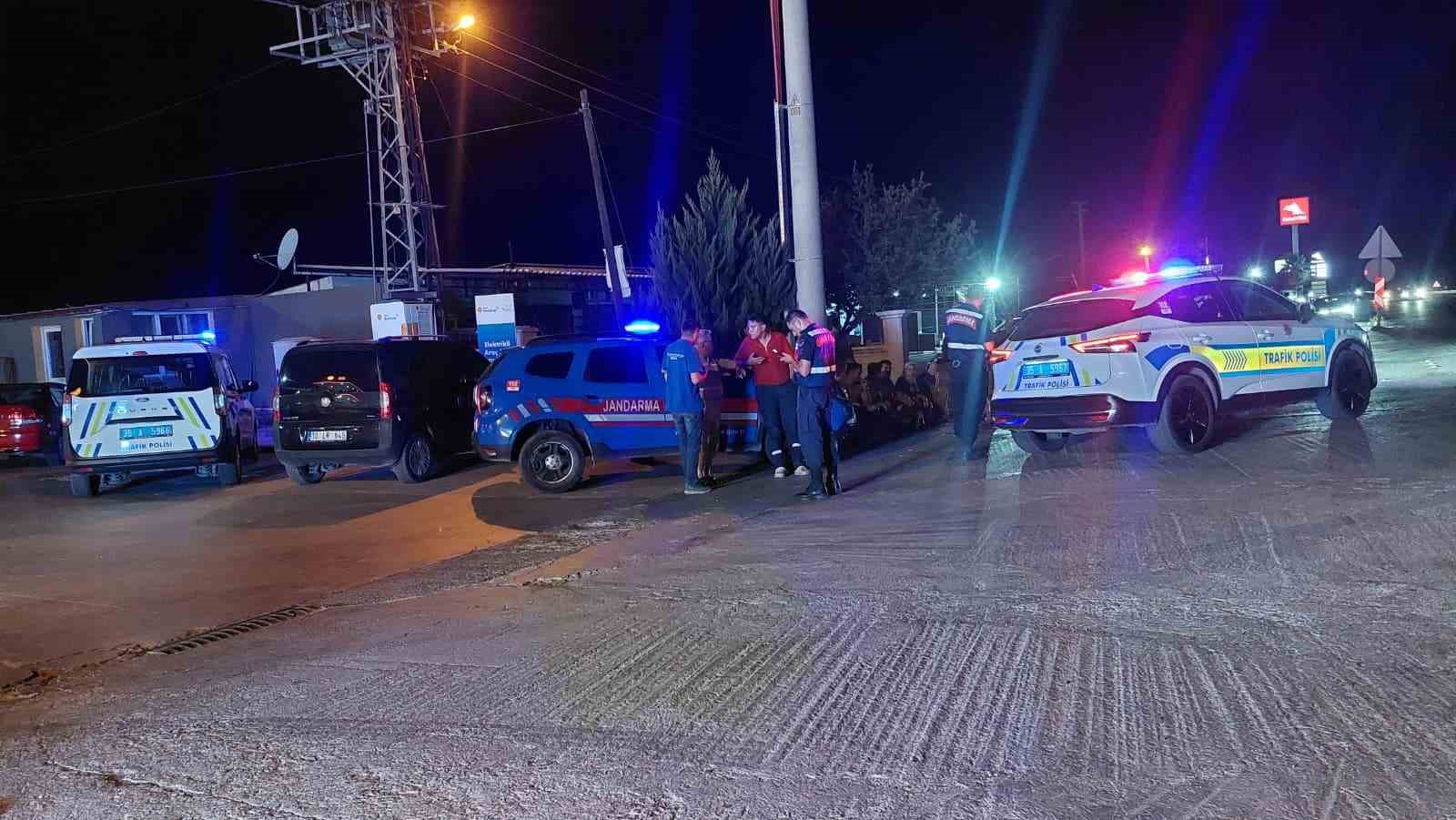 Ters şerite giren otomobil motosikletle çarpıştı: 1 yaralı