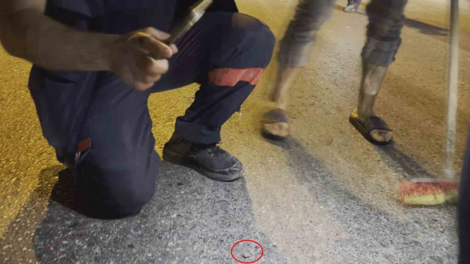 Kazada kopan parmağı gece karanlığında arayarak buldular