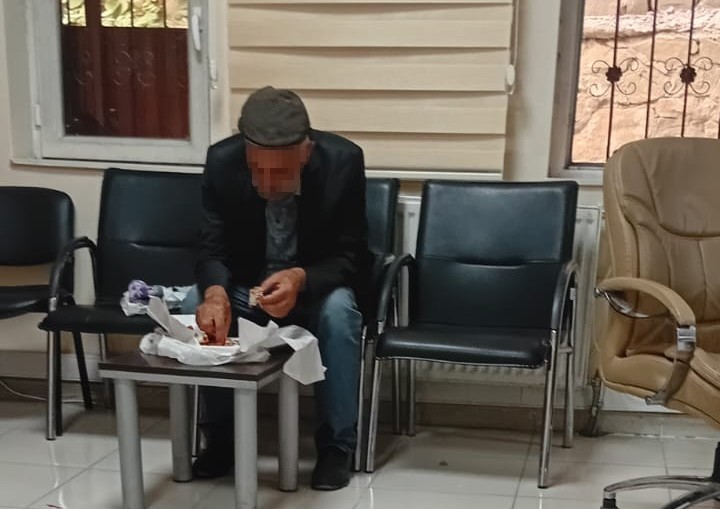 Hakkari’de yakalanan dilenci il dışına çıkartıldı