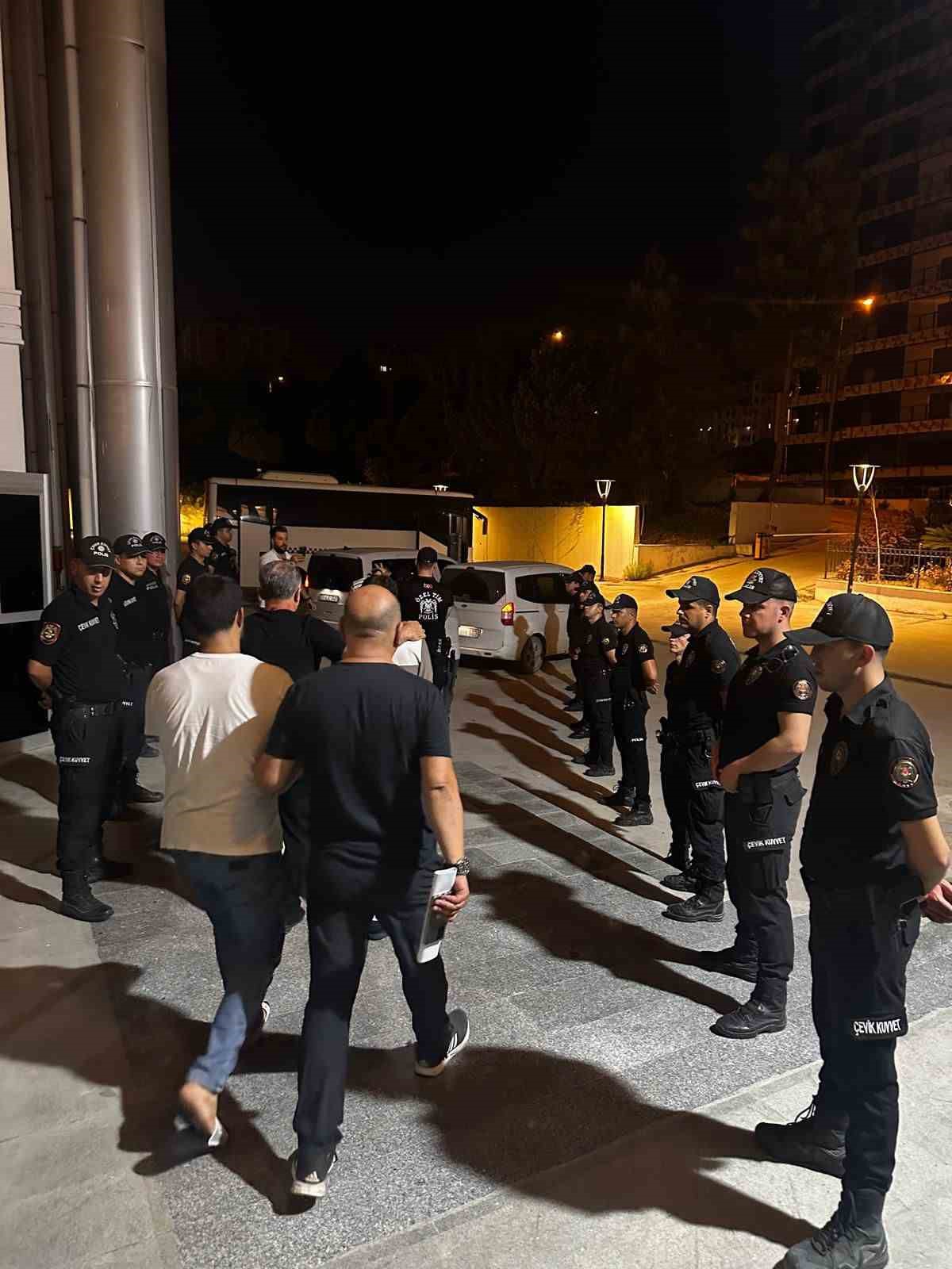 Samandağ’da kavgaya karışan 4 kişi tutuklandı