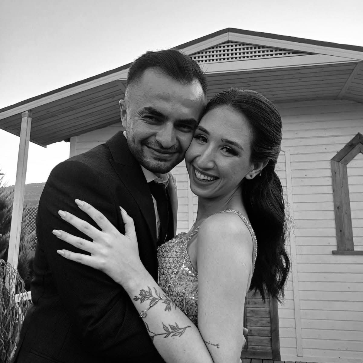 Kazada yaralanan kadın 40 g&uuml;nl&uuml;k yaşam savaşını kaybetti: Nişanlı &ccedil;ifti &ouml;l&uuml;m ayırdı
