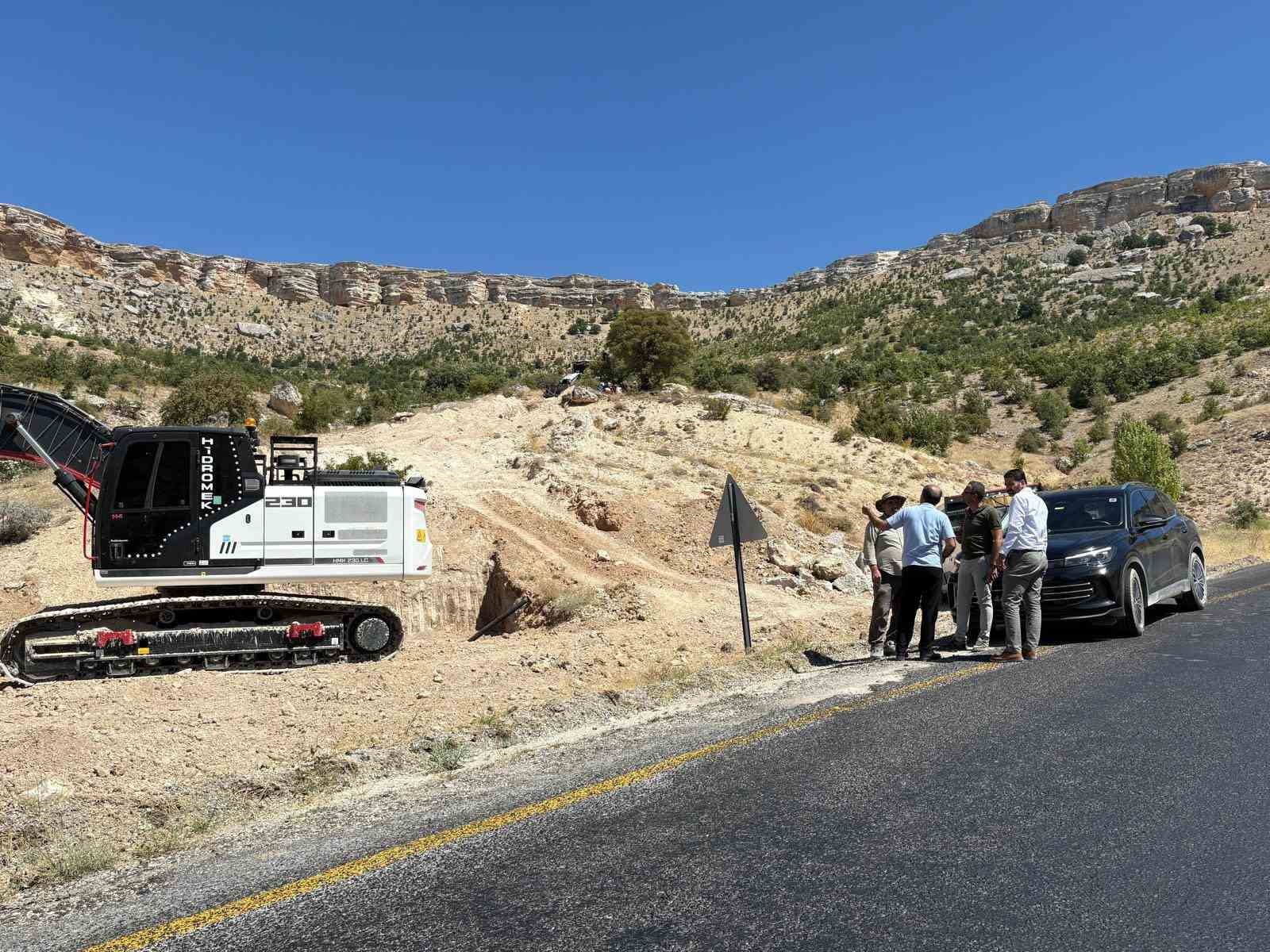 Ak&ccedil;adağ&rsquo;da Kurtuşağı ve B&uuml;y&uuml;kk&ouml;y Mahallelerinin i&ccedil;me suyu sorunu &ccedil;&ouml;z&uuml;l&uuml;yor
