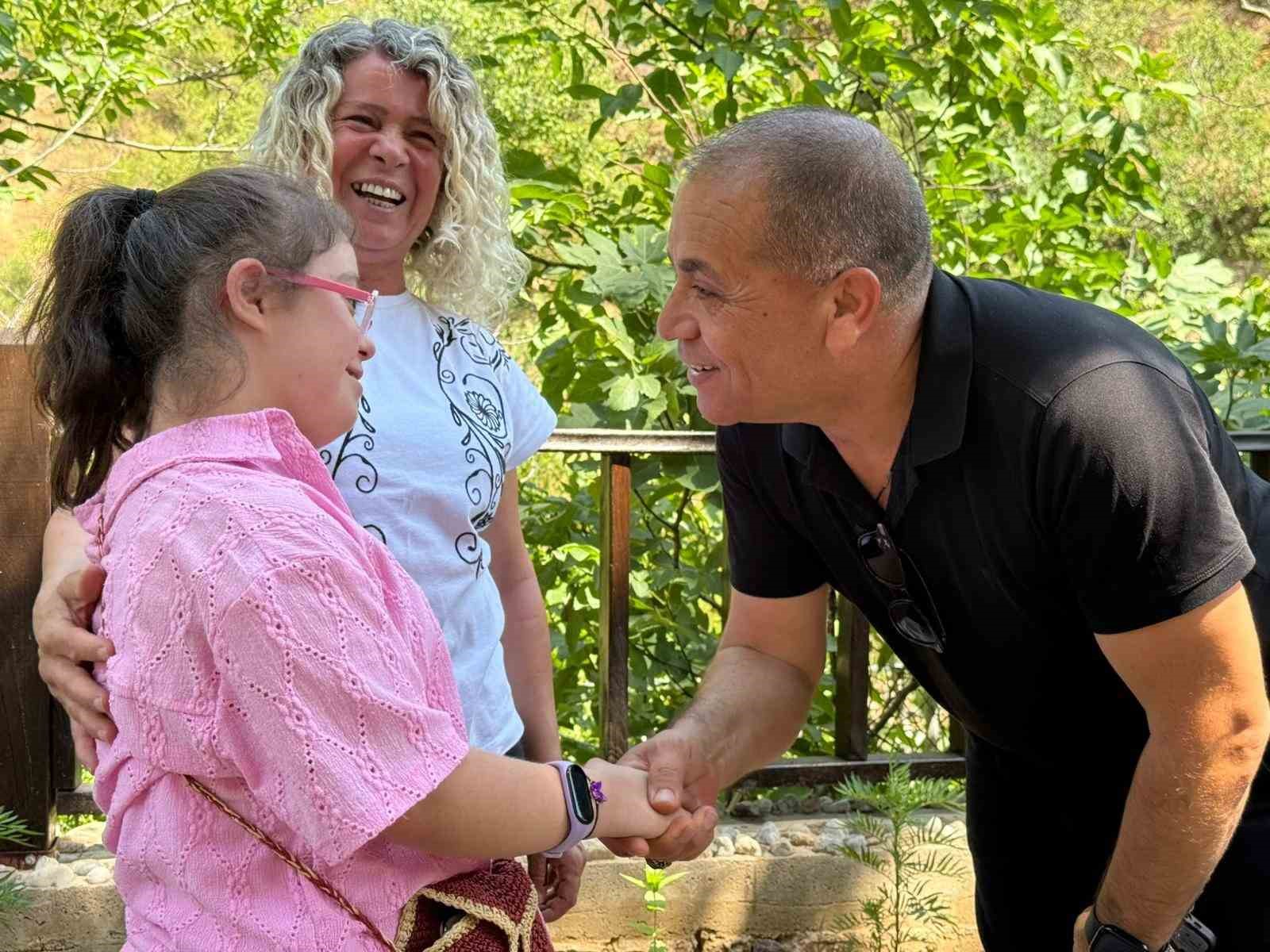 Adana’da sıcaklardan kaçanlar Saimbeyli’ye akın etti