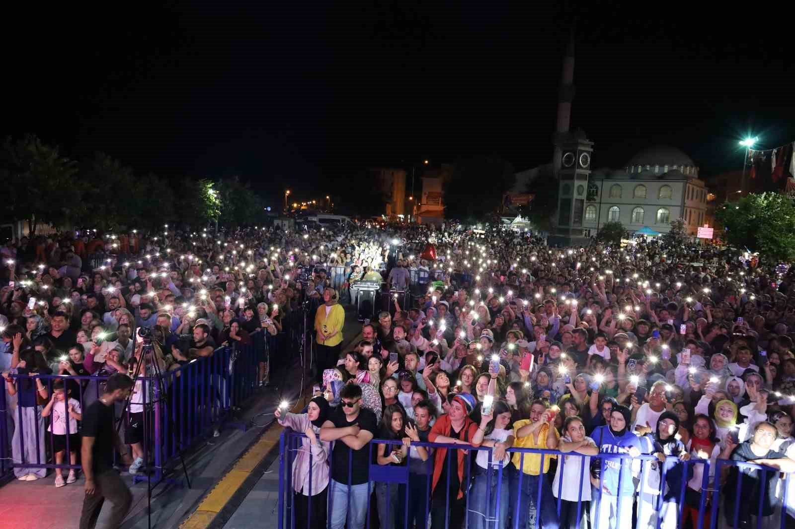 Ala&ccedil;am&rsquo;da Yaz Festivali coşkusu: &Ouml;yk&uuml; G&uuml;rman konseri
