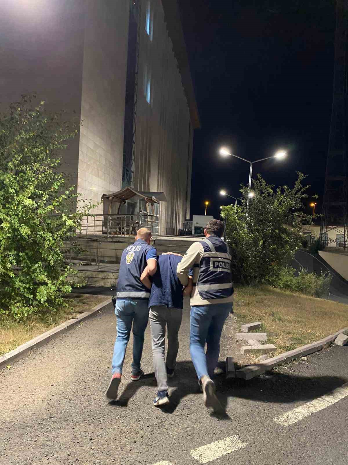 Kars Kalesi’nin otlarını yakan kişinin 27 suç kaydı çıktı