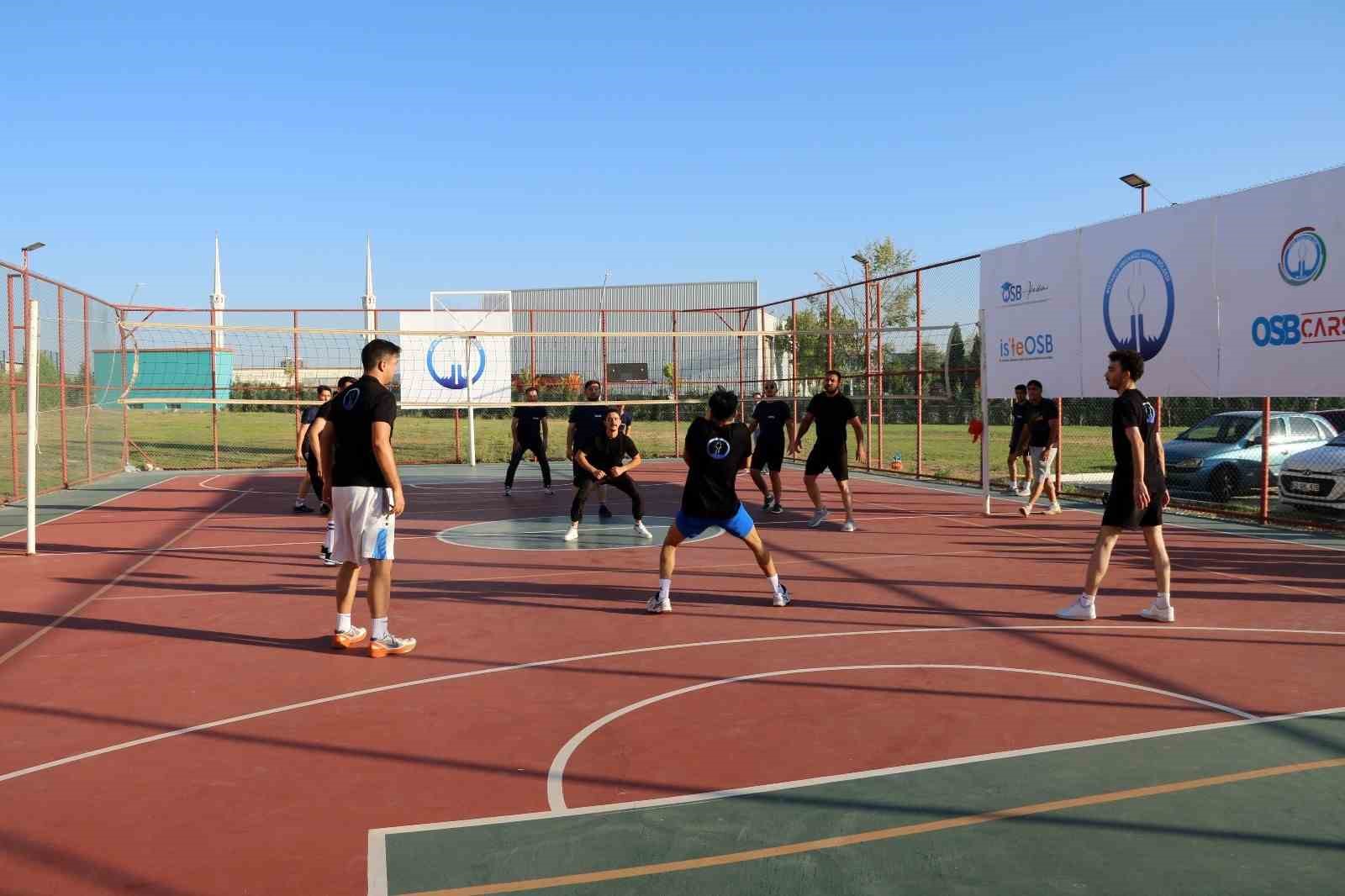 Kütahya OSB’de Voleybol Turnuvası sona erdi