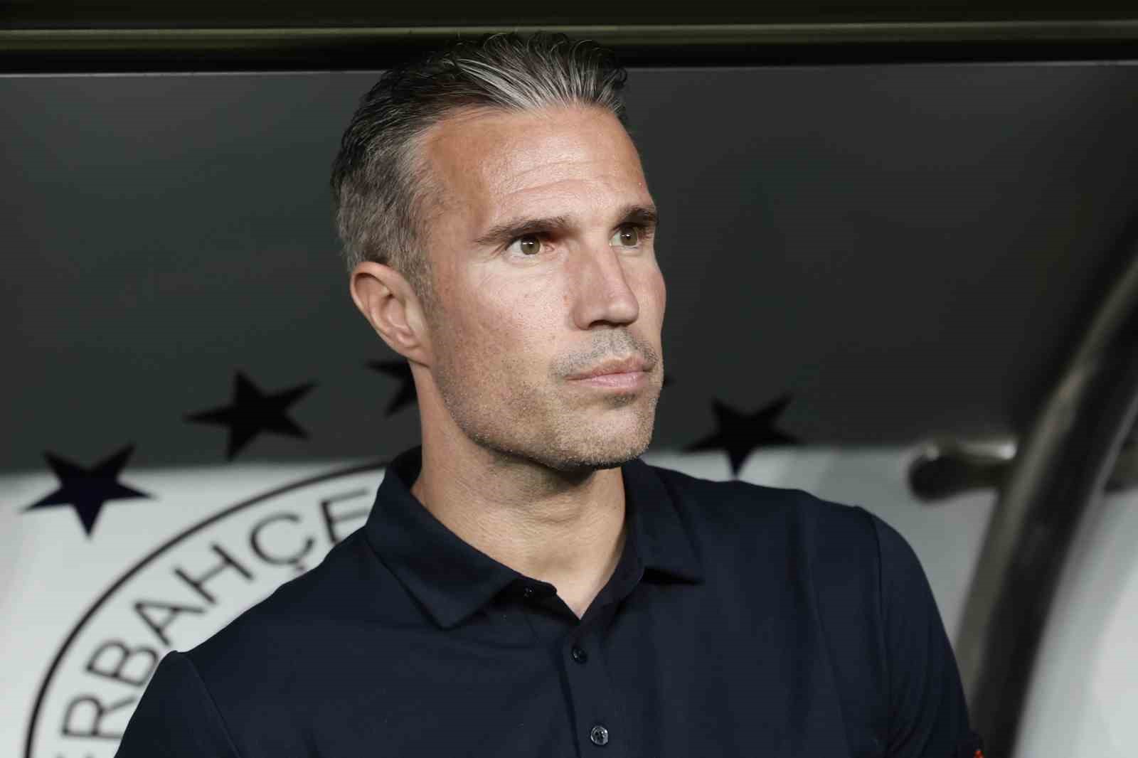 UEFA Şampiyonlar Ligi: Fenerbahçe: 0 - Feyenoord: 0 (Maç devam ediyor)

