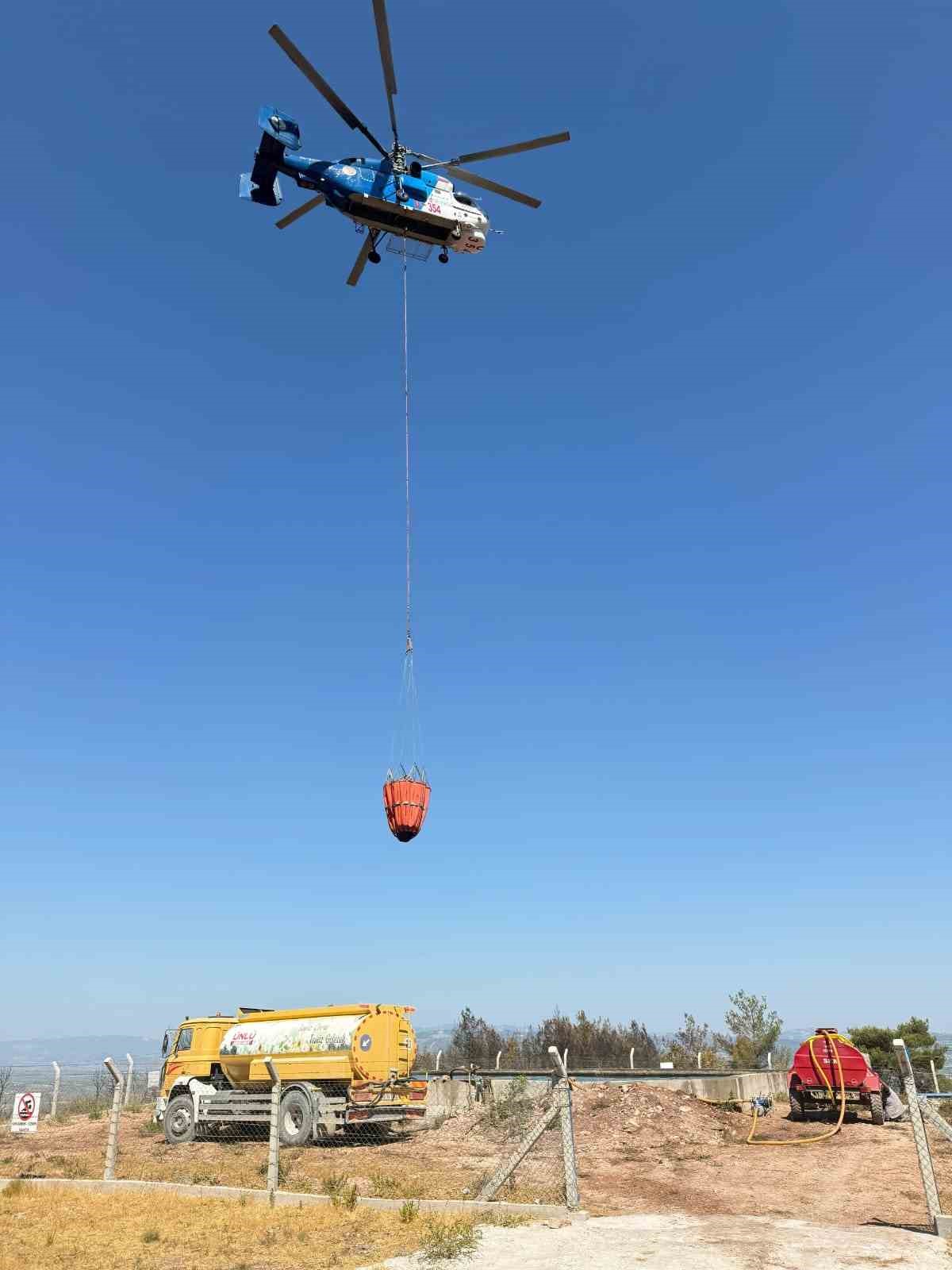 Soma&rsquo;da orman yangınıyla m&uuml;cadele devam ediyor
