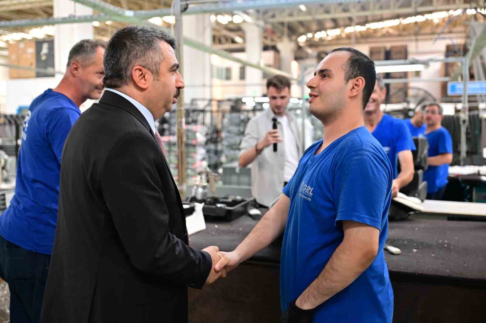 T&uuml;rkiyede ilk defa bir yerel y&ouml;netim tarafından uygulanan destekli istihdam modeli
