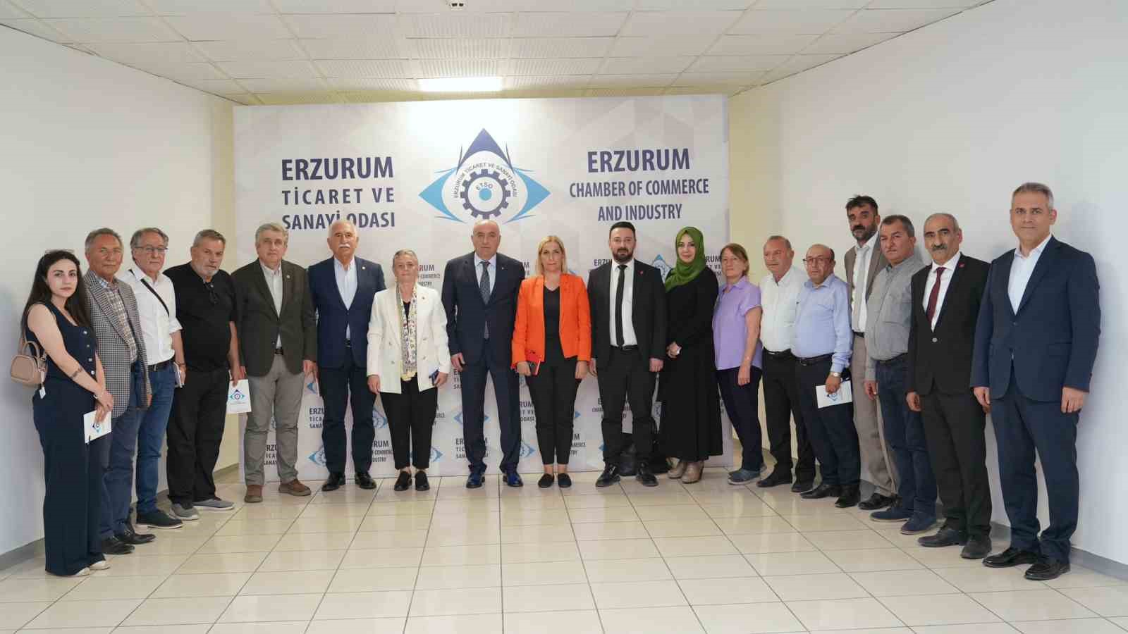 CHP heyetinden ETSO Başkanı Saim Özakalın’a ziyaret