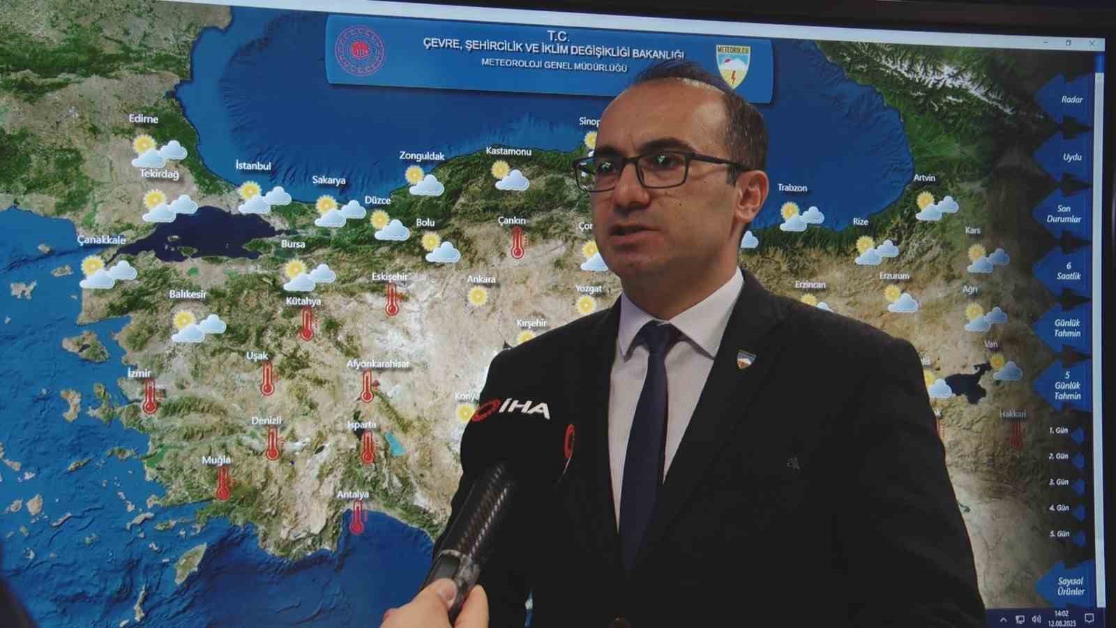 &Uuml;lke genelinde hava sıcaklıkları mevsim normallerinin &uuml;zerinde seyredecek
