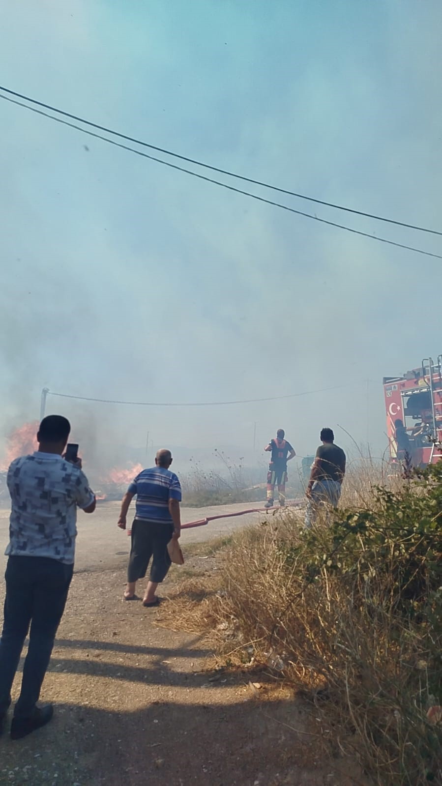Bandırma&rsquo;da NATO Dolum Tesisi yakınında &ccedil;ıkan yangın s&ouml;nd&uuml;r&uuml;ld&uuml;
