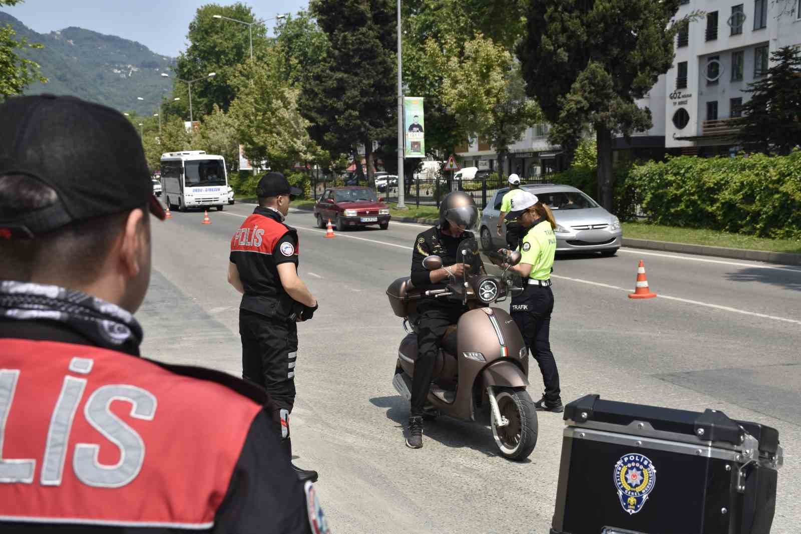 Ordu’da bir haftada 18 binden fazla araç ve sürücüsü denetledi