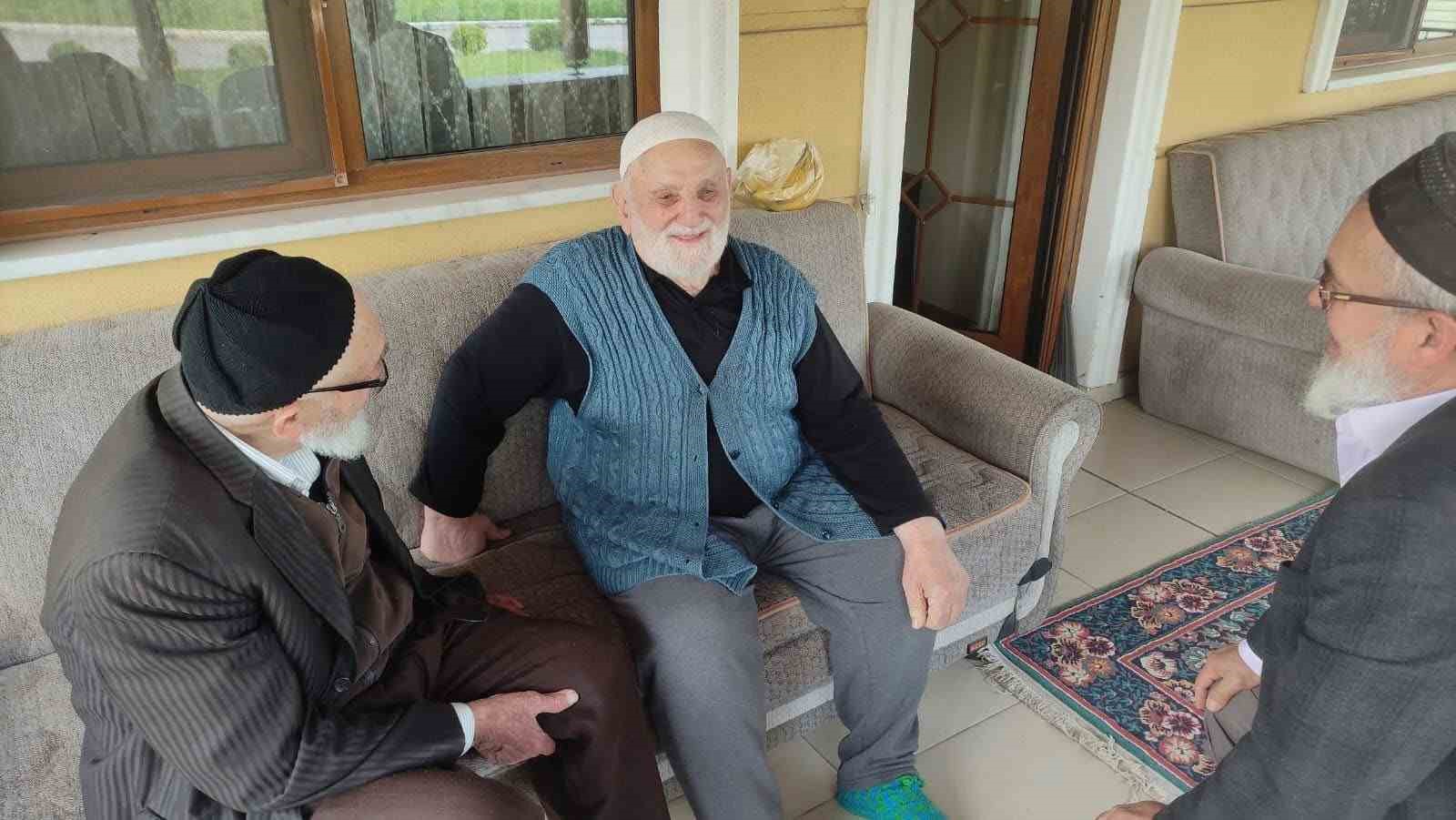 Maksut Serim&rsquo;in babası Hacı Halil Serim son yolculuğuna uğurlandı
