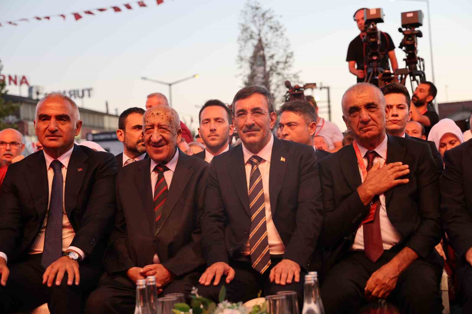 Cumhurbaşkanı Yardımcısı Yılmaz: "Terörsüz Türkiye, siyaset üstü bir meseledir"