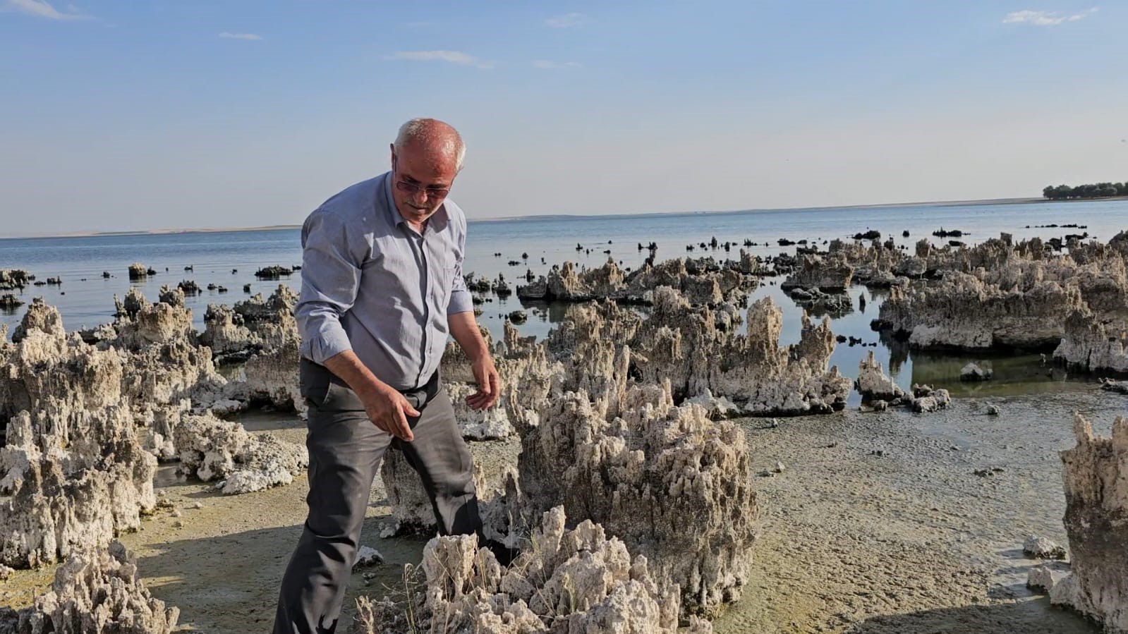 Van G&ouml;l&uuml; kuraklık nedeniyle alarm veriyor
