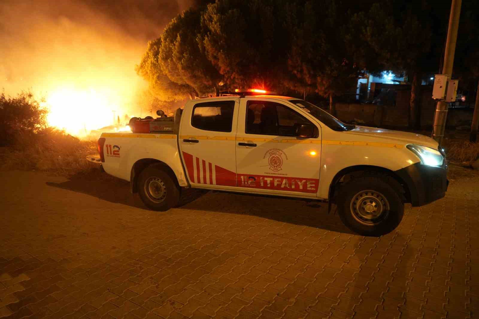 Gömeç’te otluk alandaki yangın kısa sürede söndürüldü