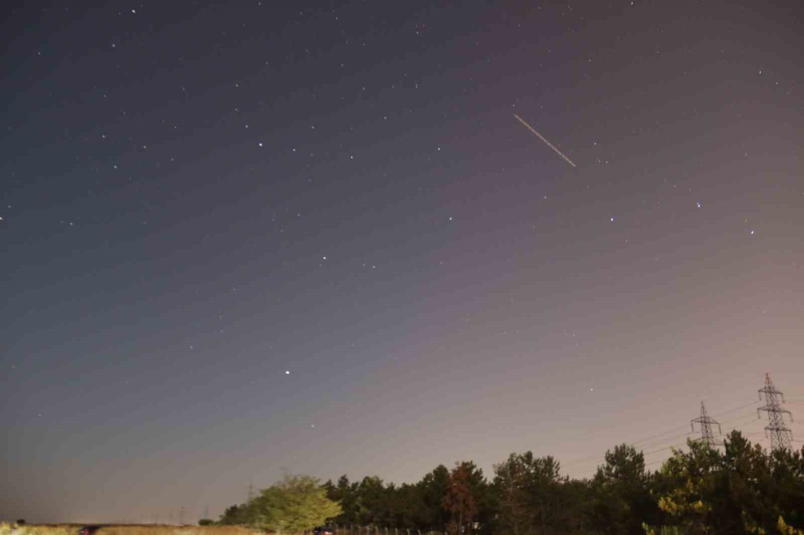 Perseid meteor yağmuru Eskişehir&rsquo;de g&ouml;rsel ş&ouml;len oluşturdu
