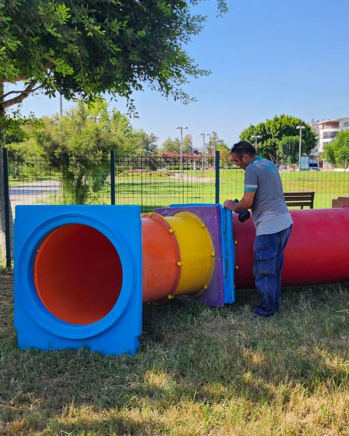 Manavgat Belediyesi köpek eğitim parkına yeni parkurlar ekliyor