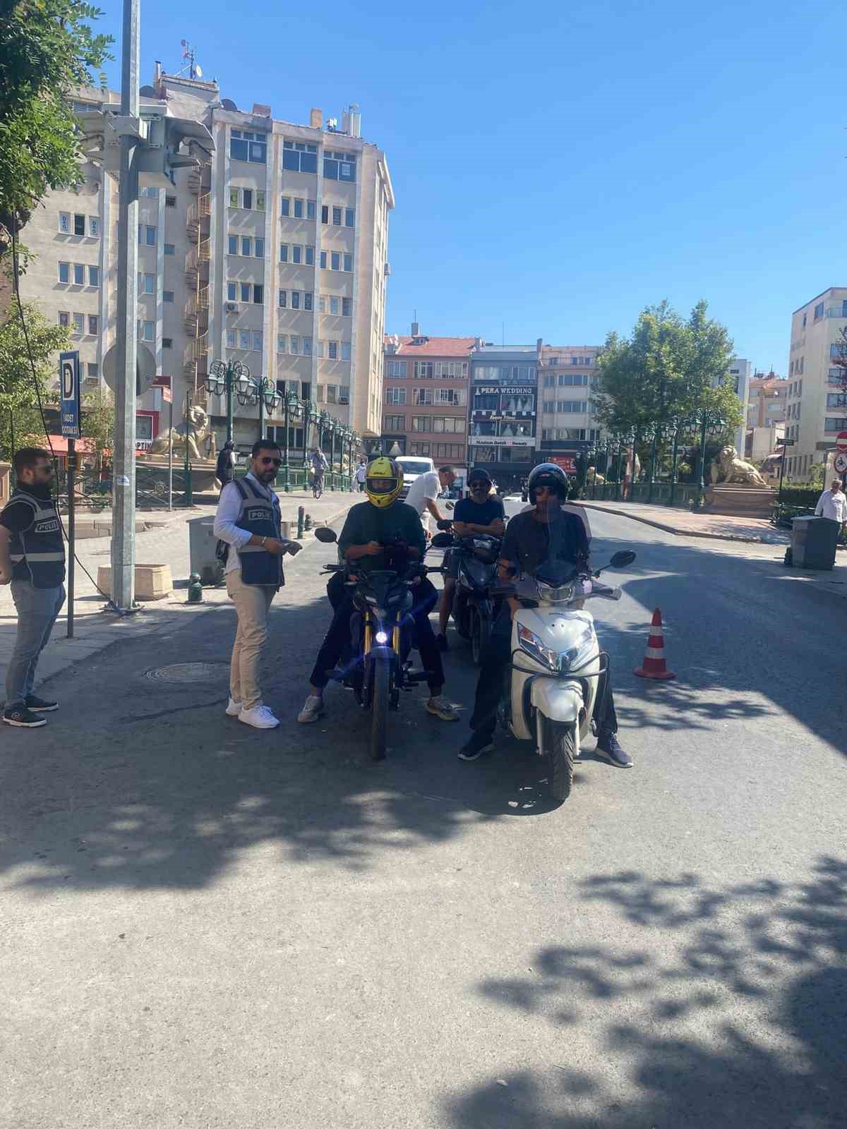 Eskişehir&rsquo;de motosiklet denetimi
