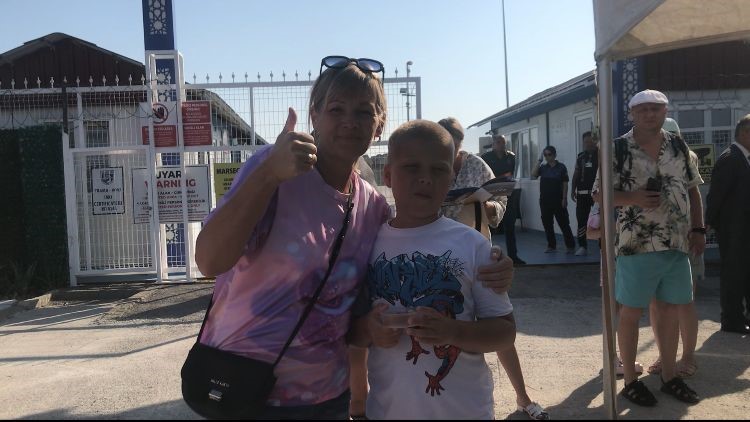 Amasra 100 bininci kuruvaziyer gemi yolcusunu ağırladı
