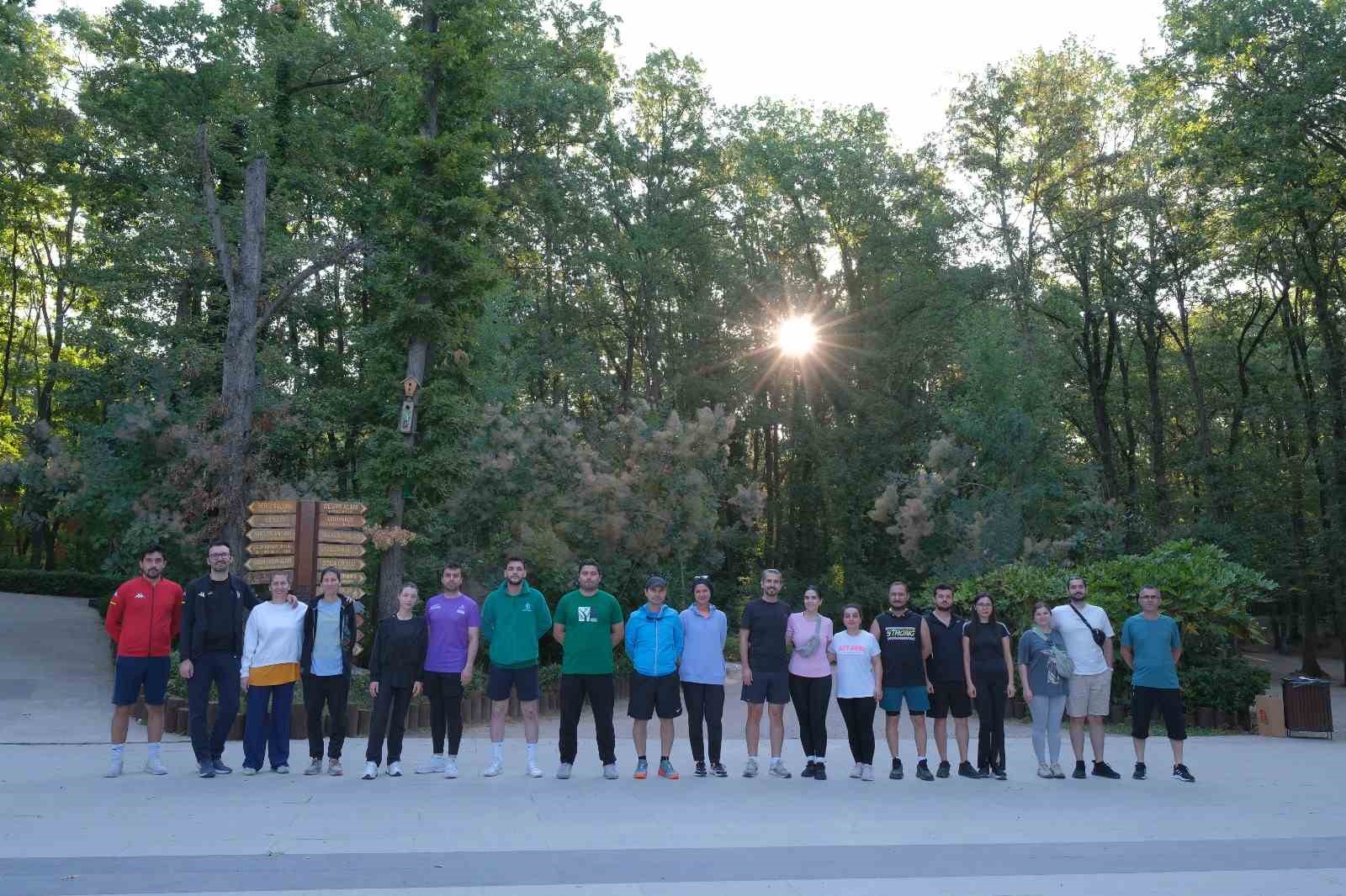 Doğada spor yapmanın keyfini yaşadılar
