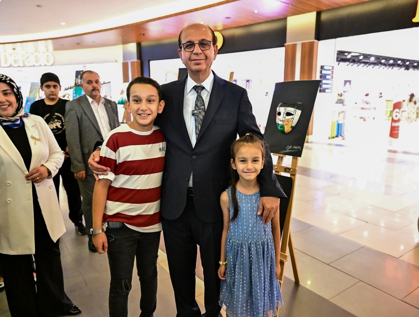 Yeilyurtta kadnlarn el emei eserleri sergilendi

