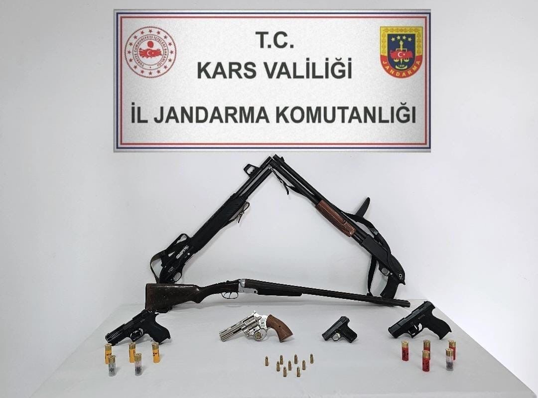 Kars’ta jandarmadan silah operasyonu