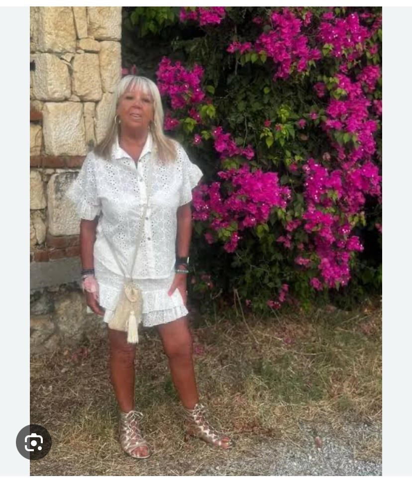 Yaya geçidinde otomobilin çarptığı kadın kurtarılamadı