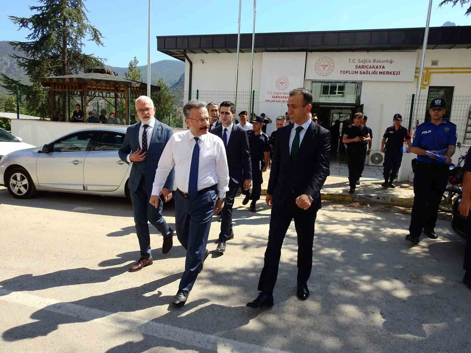 Vali Aksoy, Sarıcakaya’da sağlık tesislerini ziyaret etti