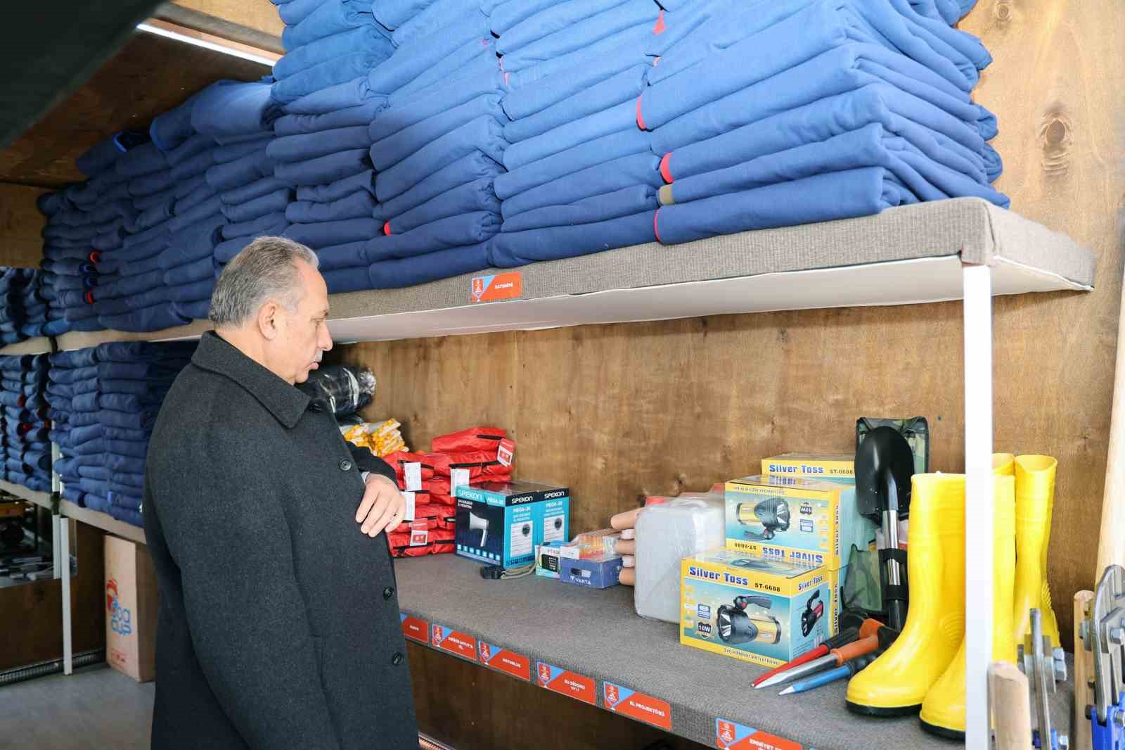 Talas&rsquo;ta acil durum konteynerleri dikkat &ccedil;ekiyor
